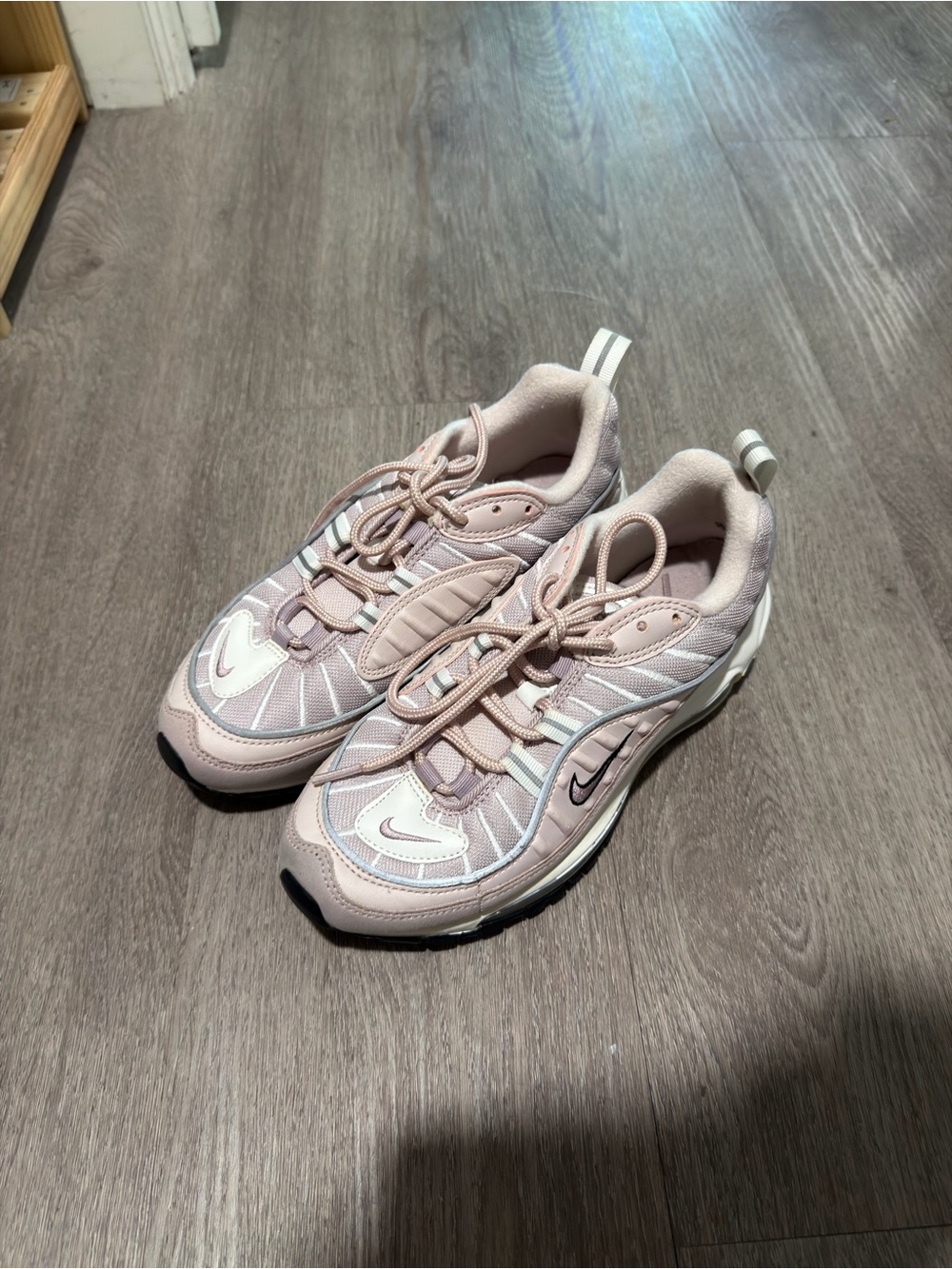 Nike Women's Light Pink Air Max 98